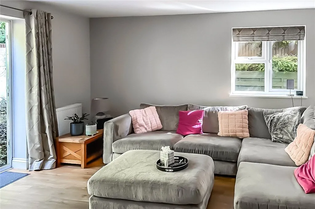 Windrushes, Caterham, Surrey, CR3, photo 5