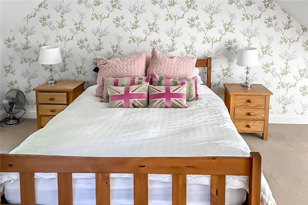 Windrushes, Caterham, Surrey, CR3, photo 15