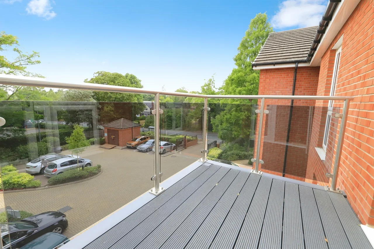 Park Road, Hagley, DY9, photo 5