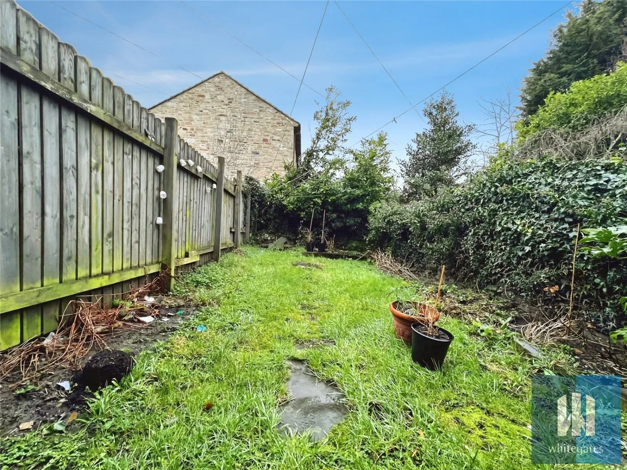 Blackmoorfoot Road, Crosland Moor, HD4, photo 9