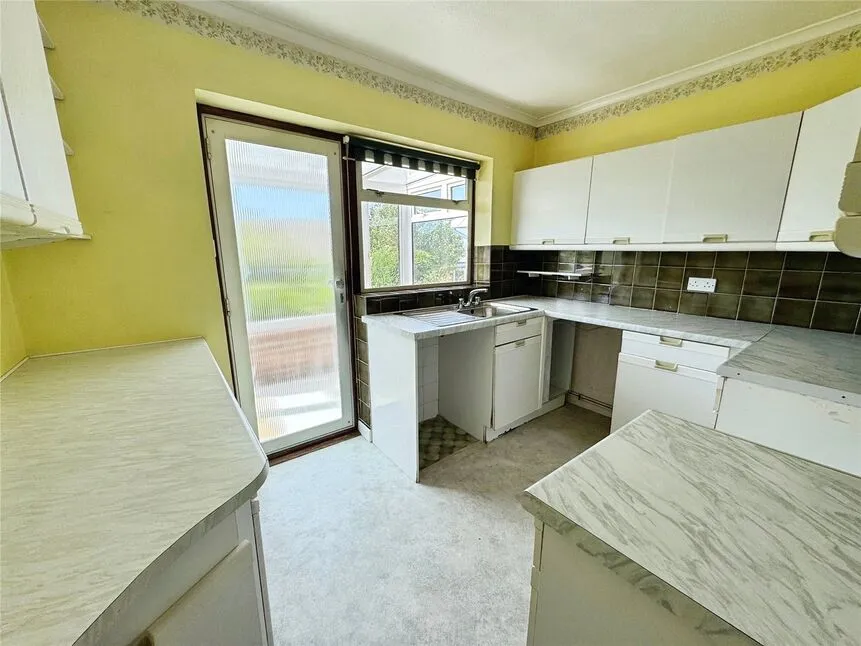 Sheerwater Crescent, Hastings, East Sussex, TN34, photo 3