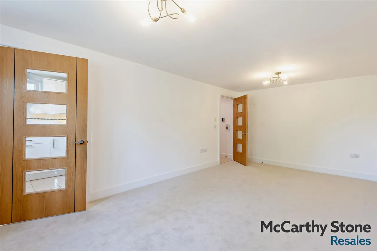 High Street, Cranbrook, TN17, photo 4