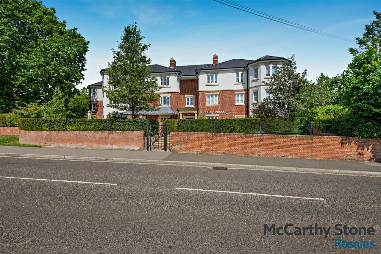 2 bed flat for sale, High Street, Cranbrook, TN17