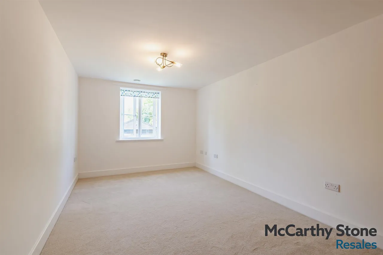 High Street, Cranbrook, TN17, photo 9