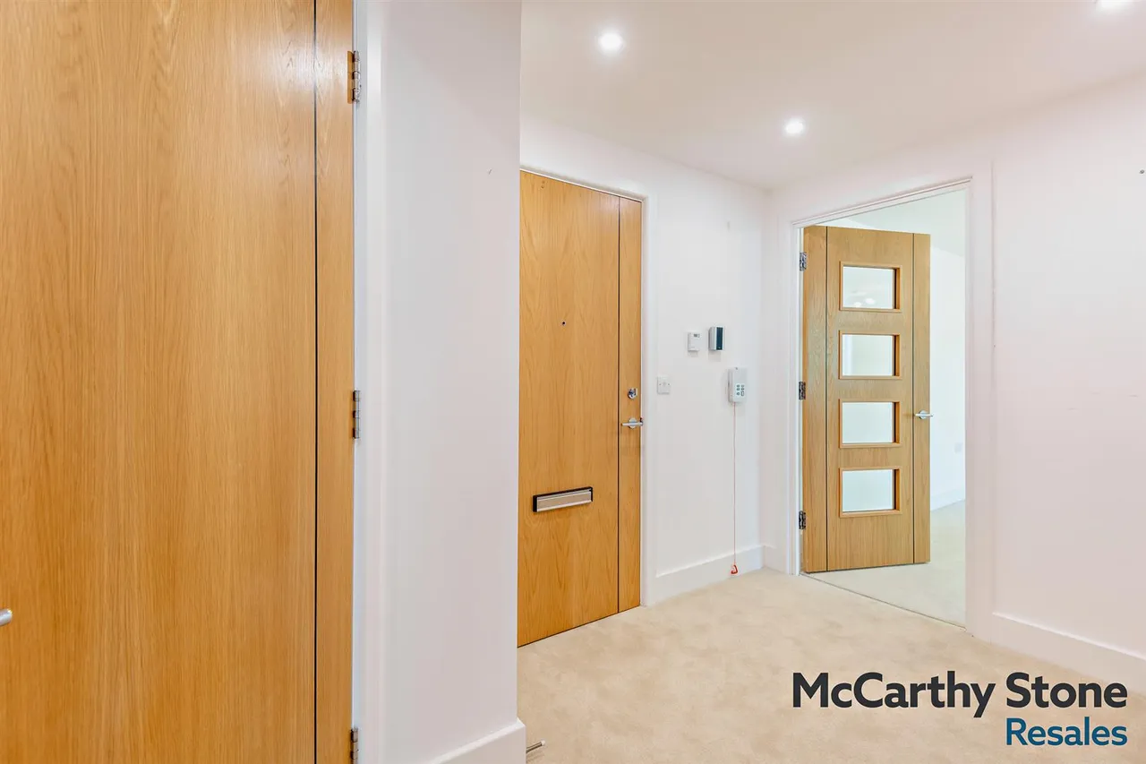 High Street, Cranbrook, TN17, photo 11