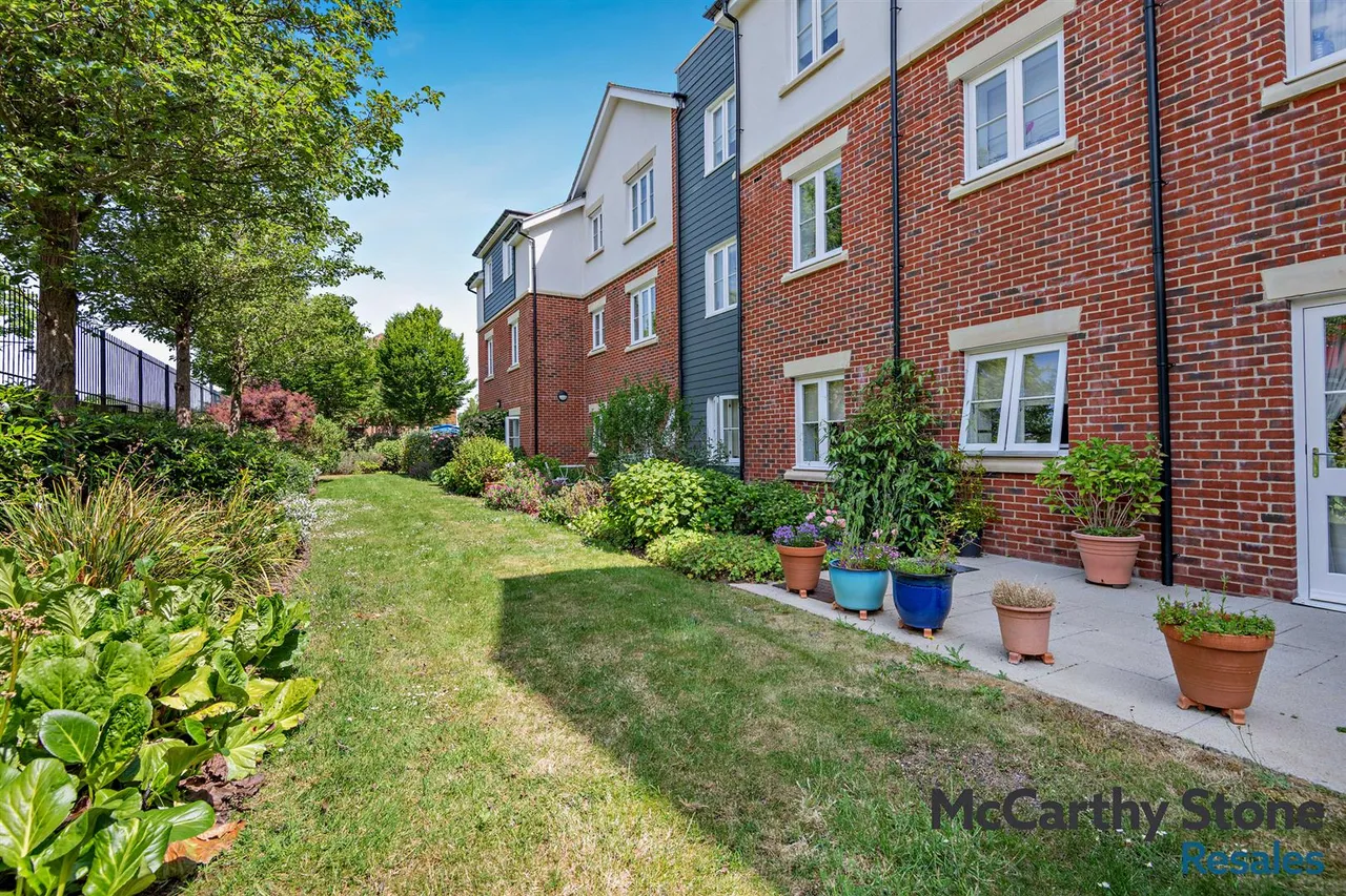 High Street, Cranbrook, TN17, photo 25