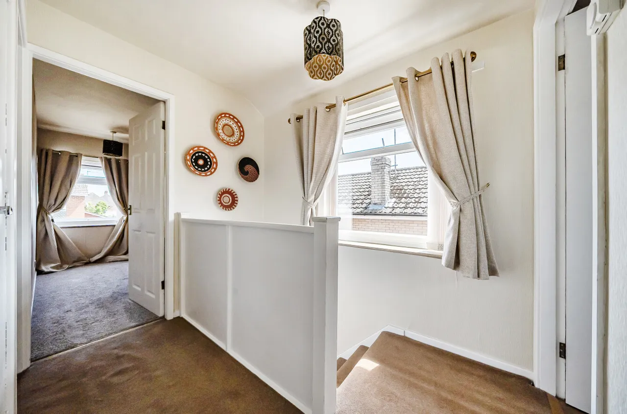 Garreg Drive, Welshpool, photo 12