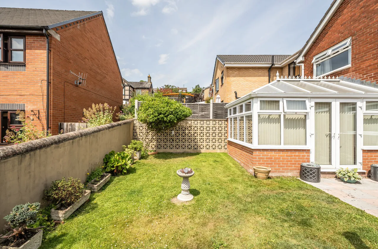 Garreg Drive, Welshpool, photo 22