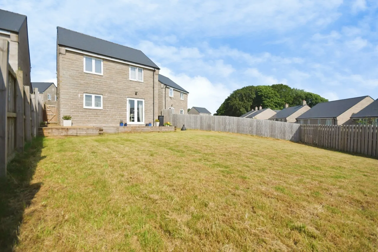 Cairn Drive, Buxton, Derbyshire, SK17, photo 12