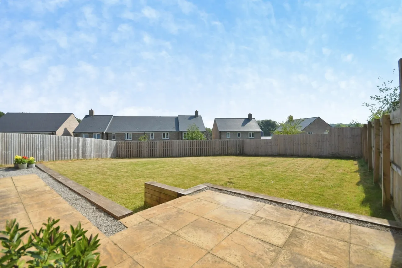 Cairn Drive, Buxton, Derbyshire, SK17, photo 8