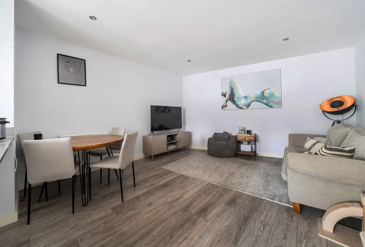 Montpellier Terrace, Cheltenham, GL50 1AG, photo 3