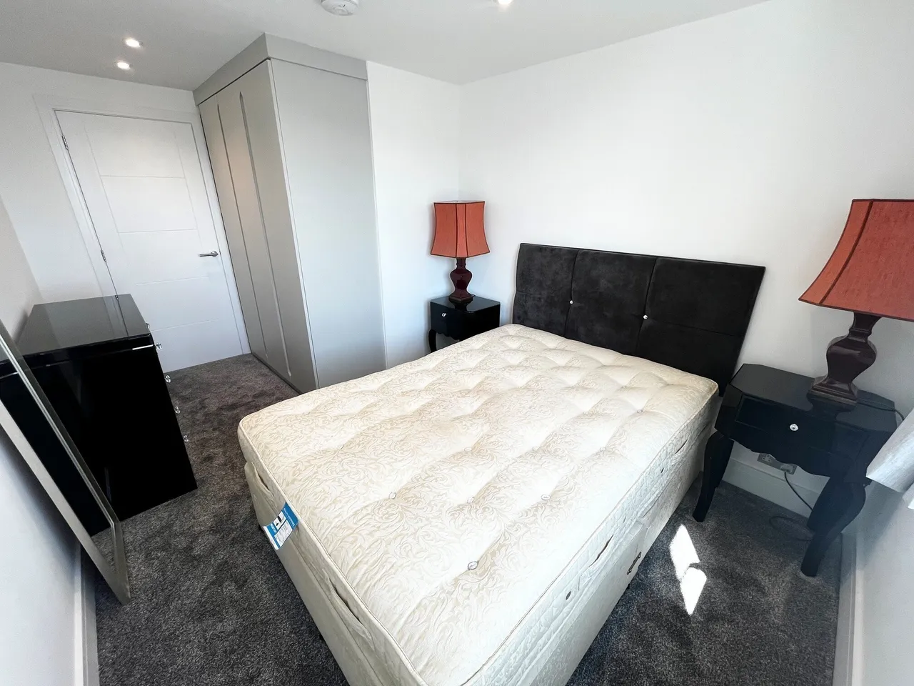 HEATING AND WATER INCLUDED IN RENT. Tower Court, West Cliff, BH2, photo 8