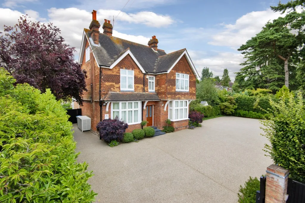 5 bed house for sale, London Road, Westerham