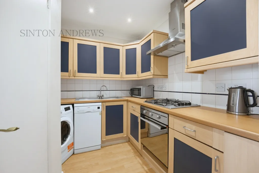 Leeland Terrace, Ealing, photo 2