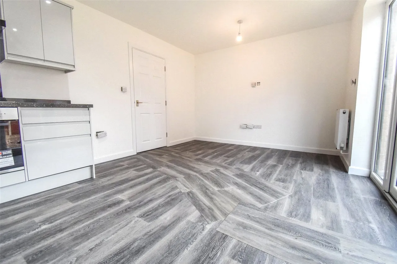 Mount Pleasant Road, Aldershot, Hampshire, GU12 4NL, photo 9