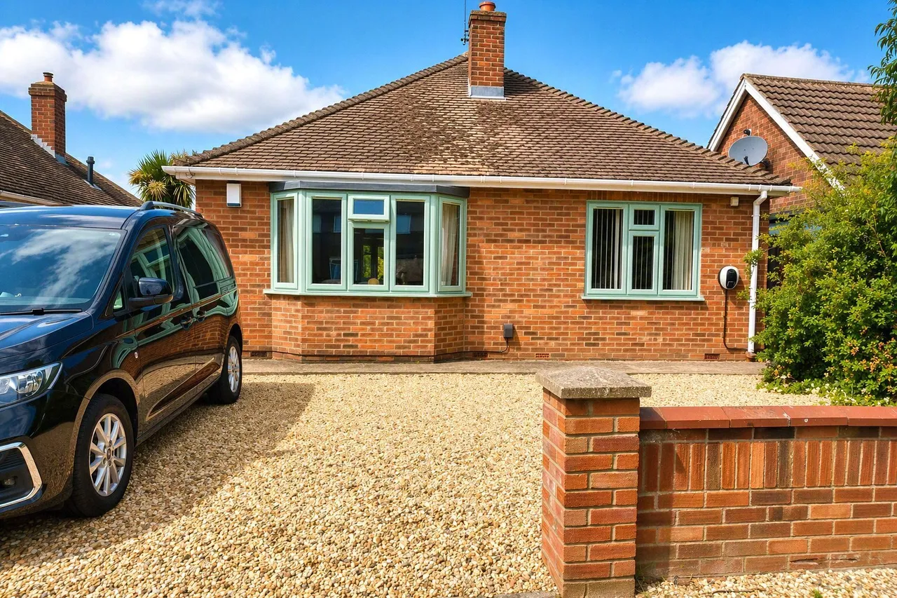 3 bed house for sale — Welland Road, Dogsthorpe, Peterborough, Cambridgeshire, PE1