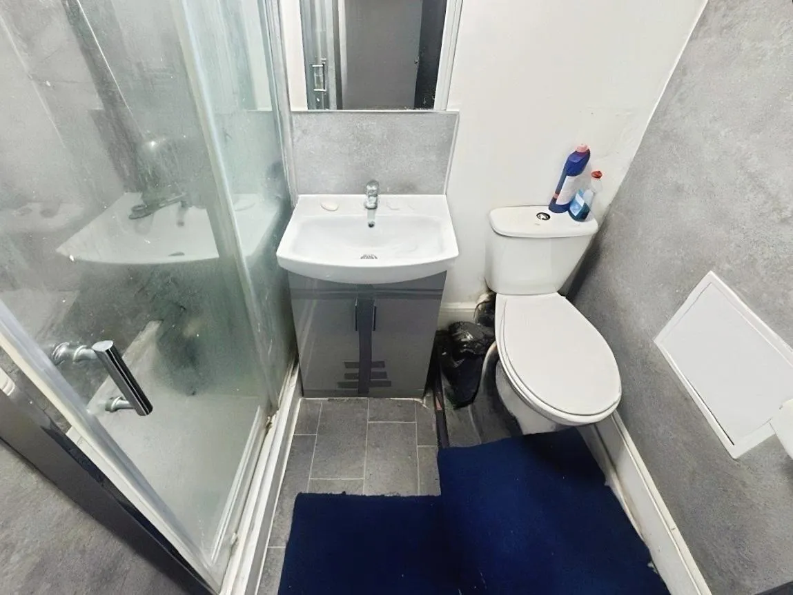 Church Road, Birkenhead, CH42, photo 5