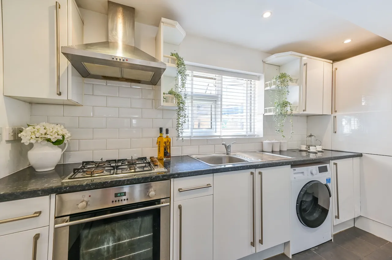 2 Jamyne House, 190 Boleyn Road, London, photo 3