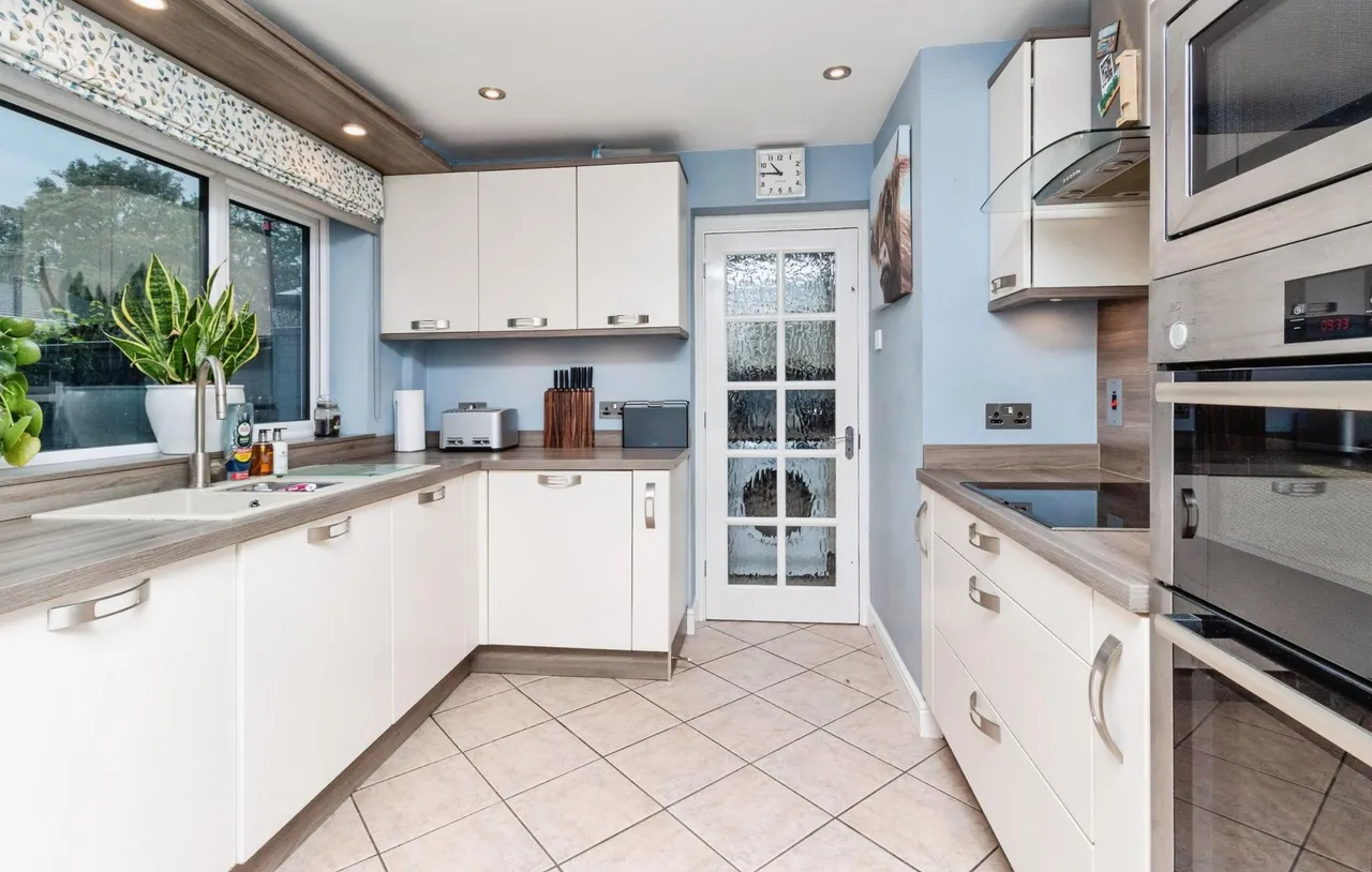 Ferrers Road, Weston, ST18, photo 12