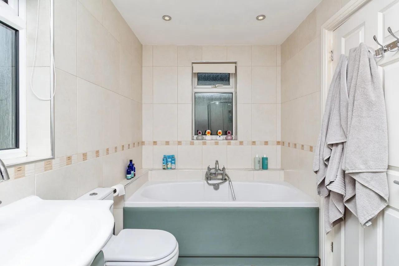 Ferrers Road, Weston, ST18, photo 23