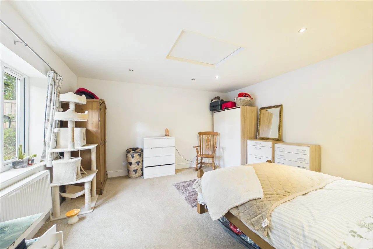 Bagmore Lane, Herriard, RG25, photo 10