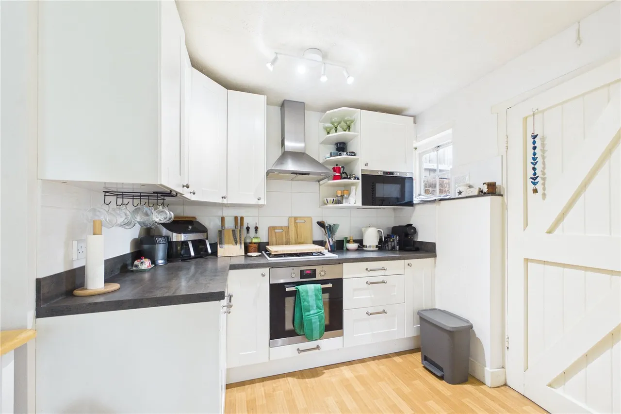 Bagmore Lane, Herriard, RG25, photo 6