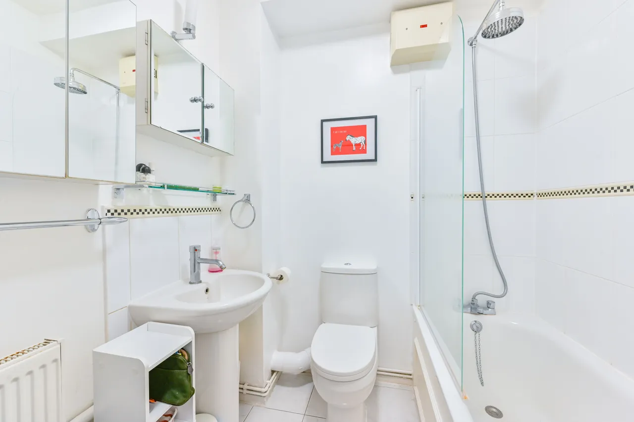 116 Campden Houses, Peel Street, London, photo 5