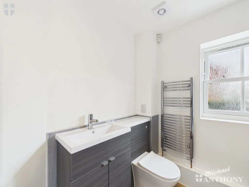Kingsgate, Aylesbury, HP19, photo 11