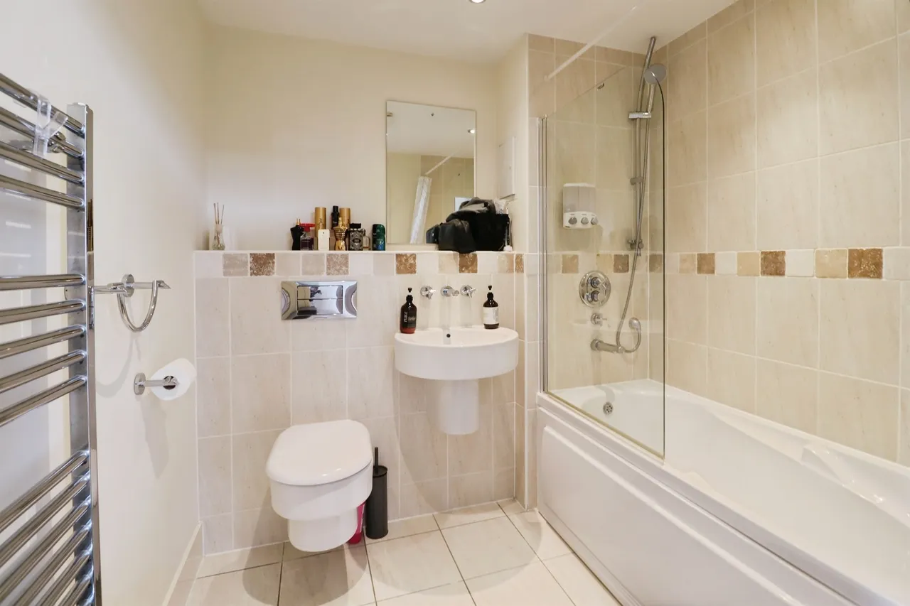 Ferry Court, Cardiff, CF11, photo 17