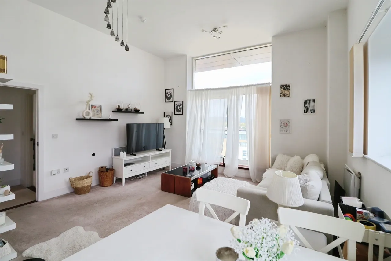 Ferry Court, Cardiff, CF11, photo 9