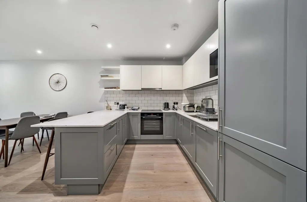 2 bed flat for sale, Filmworks Walk, Ealing, W5