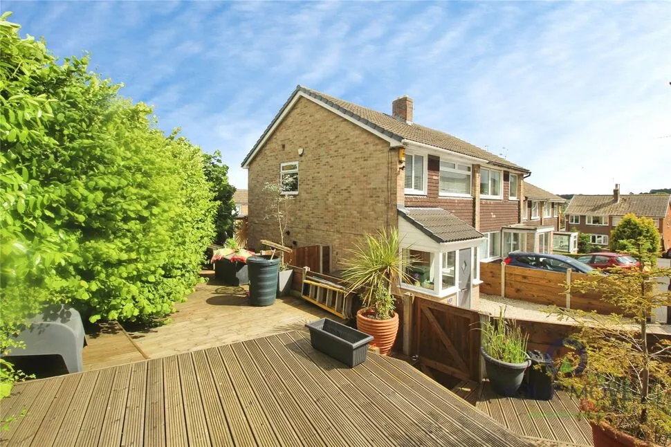 3 bed house for sale — Shepley Croft, High Green, South Yorkshire, S35
