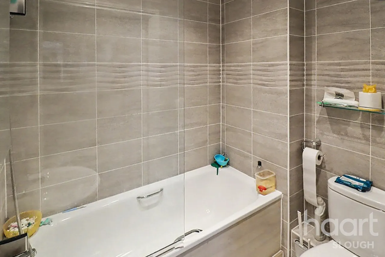 Chadwick Road, Slough, SL3, photo 5