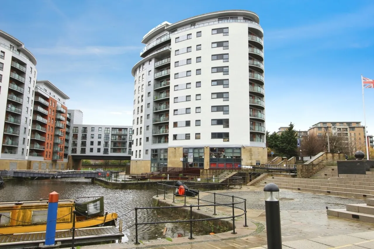 Armouries Way, LS10, photo 14
