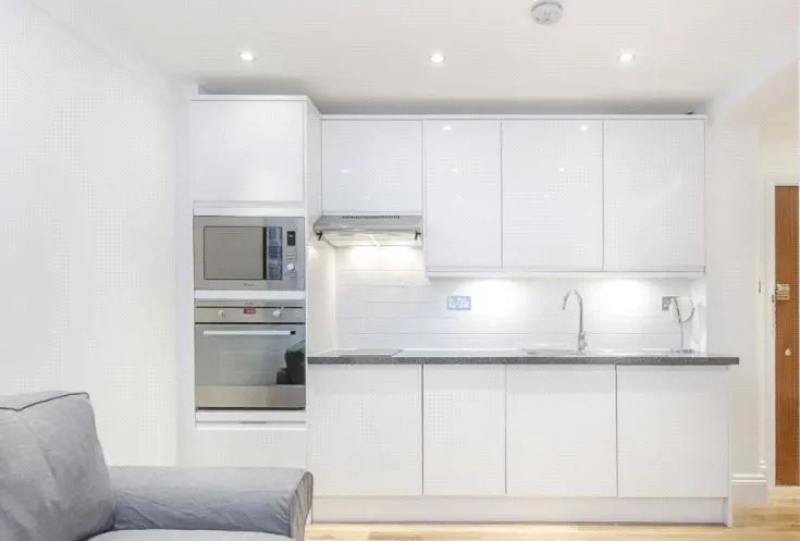 Sloane Avenue, London, SW3, photo 2