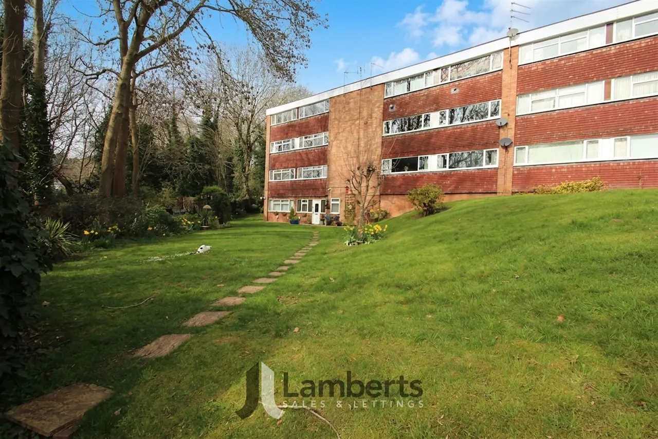 2 bed flat for sale — Dingleside, Glover Street, Redditch