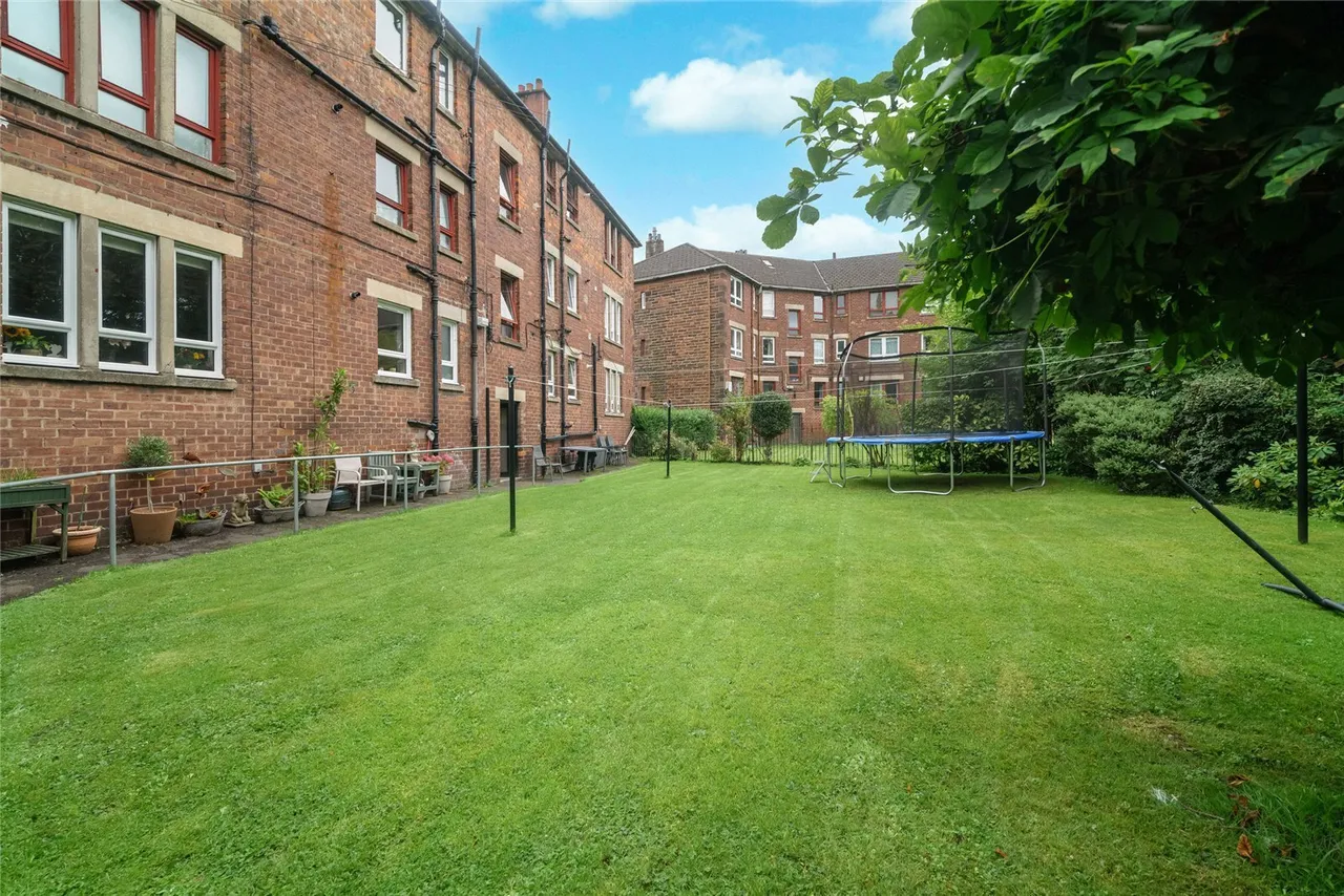 Great Western Road, Anniesland, Glasgow, G13, photo 20