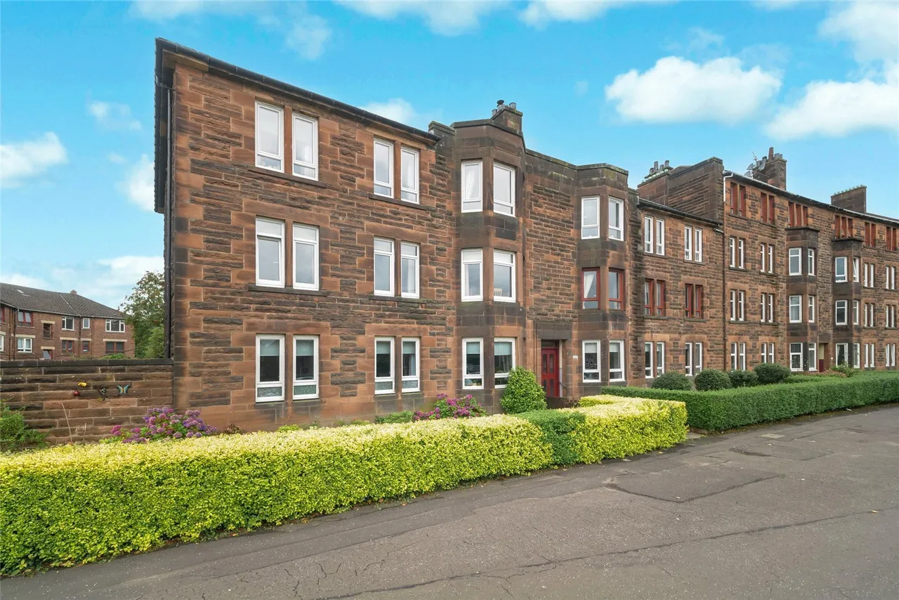 3 bed flat for sale — Great Western Road, Anniesland, Glasgow, G13