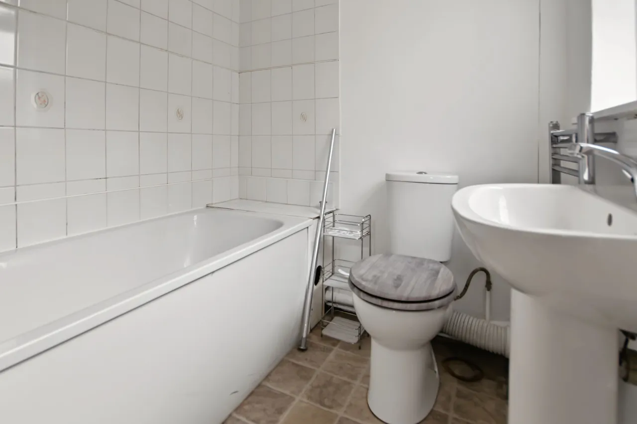 Penkford Street, Newton-Le-Willows, WA12, photo 8