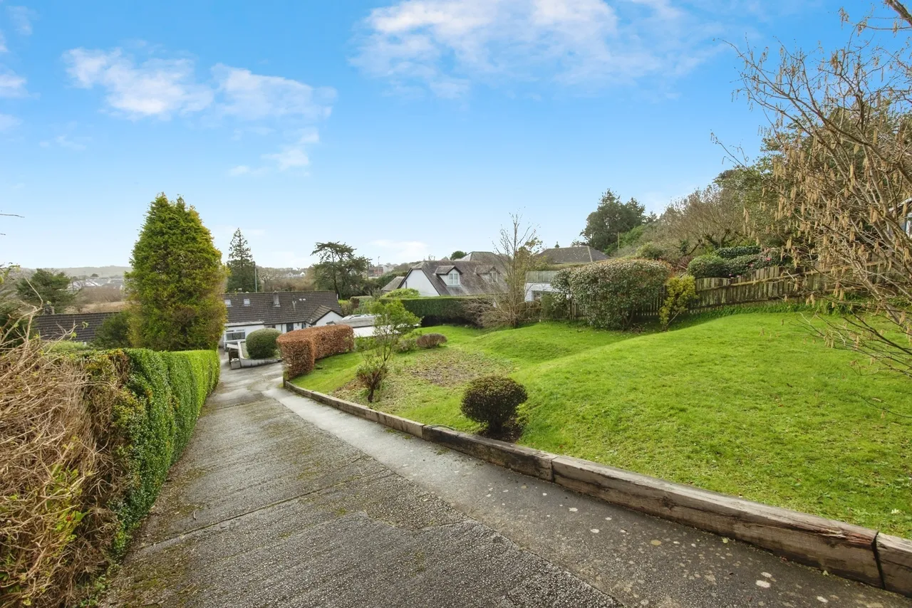 Hill Park Crescent, St. Austell, PL25, photo 2