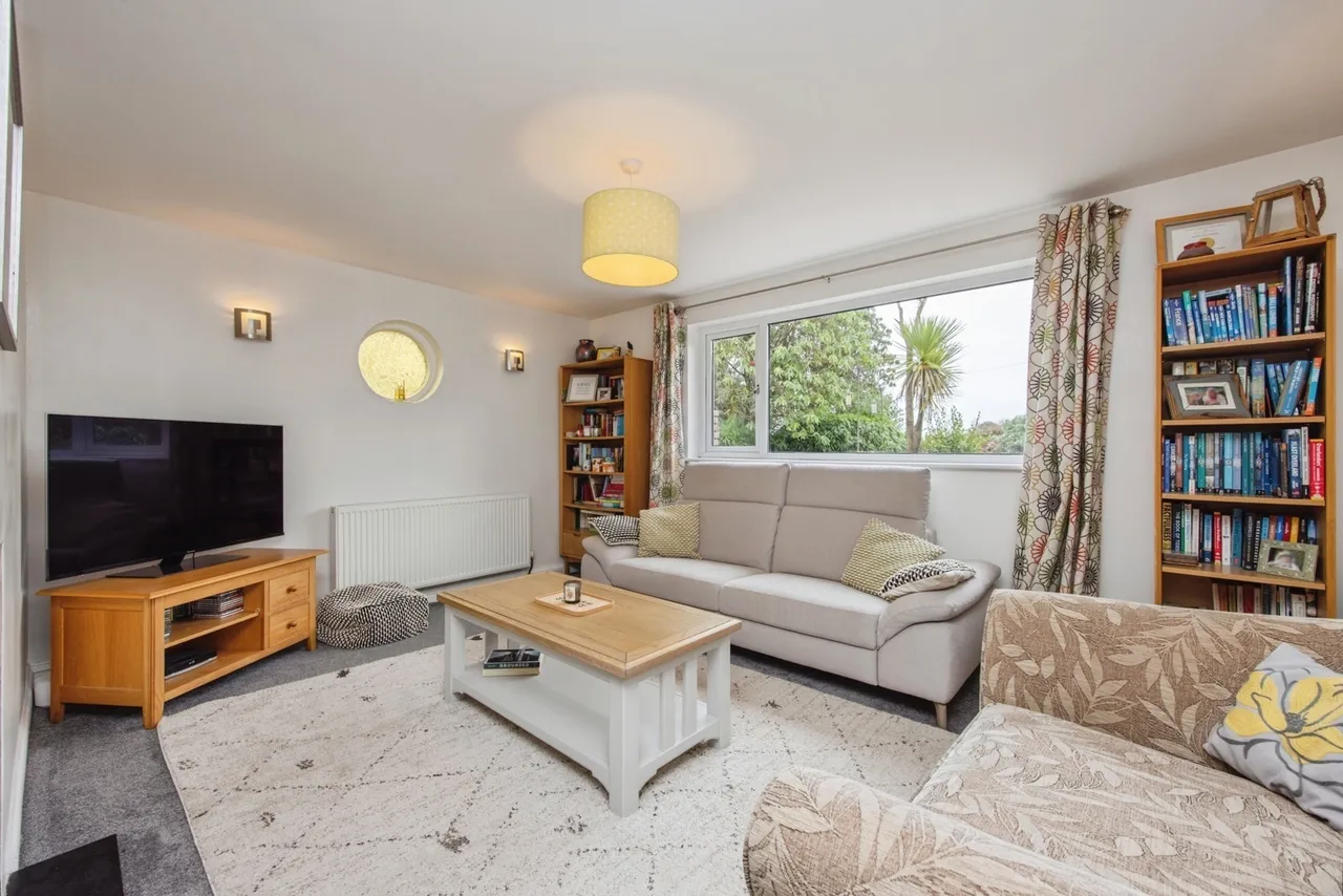 Hill Park Crescent, St. Austell, PL25, photo 5