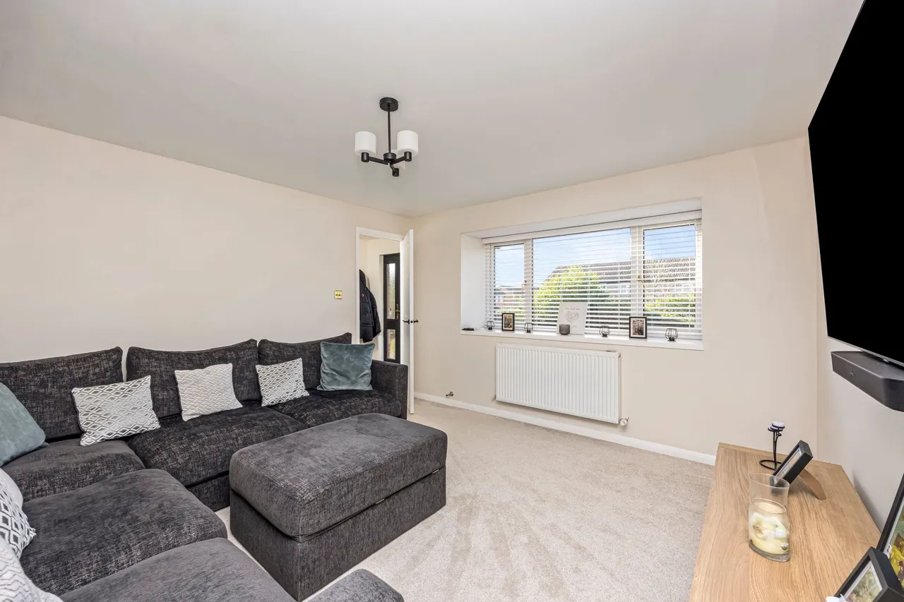 Chennells Way, Horsham, RH12, photo 9