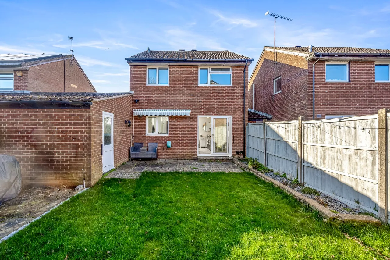 Chennells Way, Horsham, RH12, photo 17