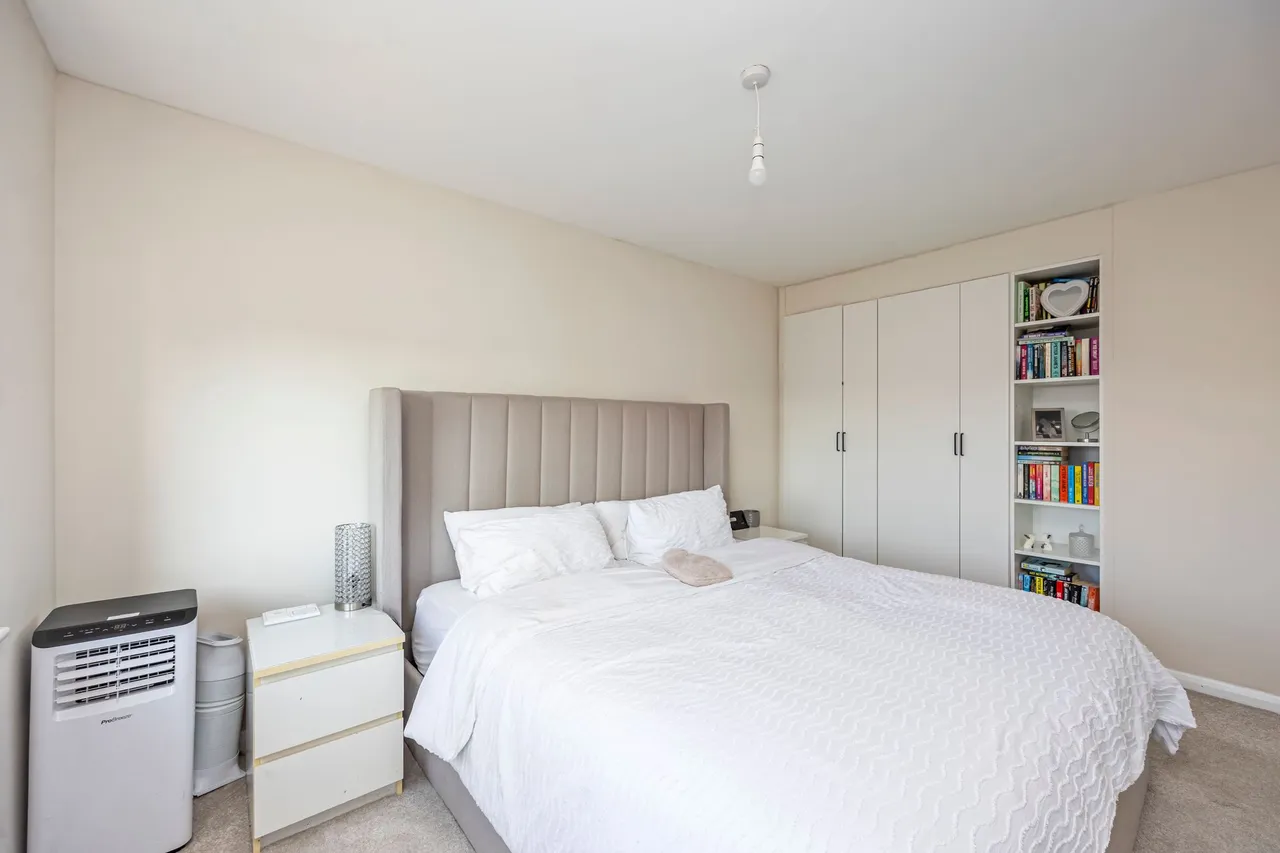 Chennells Way, Horsham, RH12, photo 12