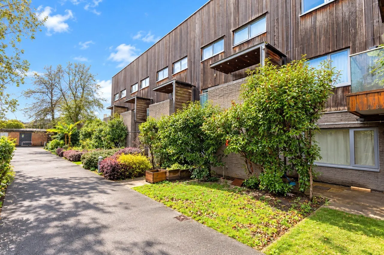 Dragonfly Close, London, E13, photo 4