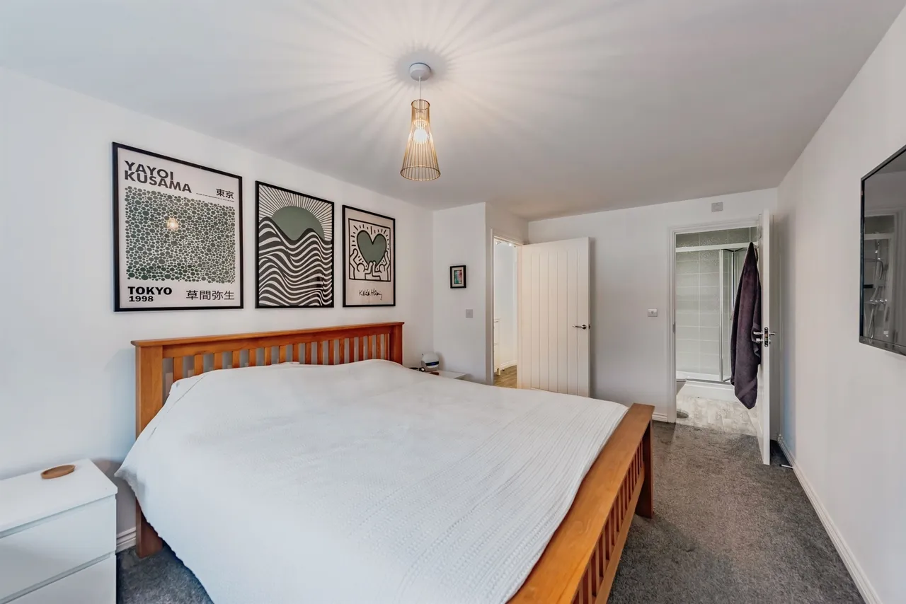 Westvale Road, Horley, RH6, photo 5