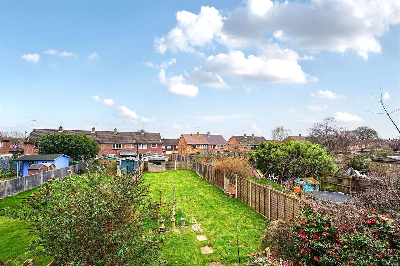 Church View, Ash, Guildford, Surrey, GU12 6RT, photo 2