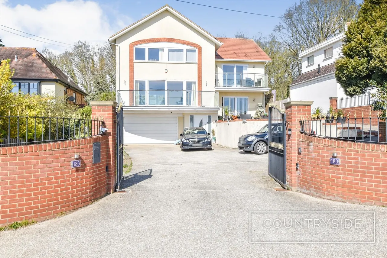 Vicarage Hill, Benfleet, photo 17