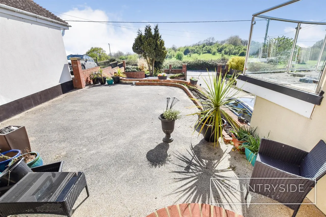 Vicarage Hill, Benfleet, photo 9