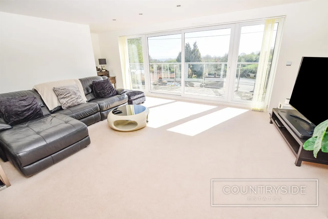 Vicarage Hill, Benfleet, photo 6